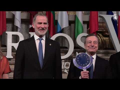 S.M. el Rey entrega del "Premio Europeo Carlos V", en su XVII, edici&oacute;n al Excmo. Sr. Mario Draghi