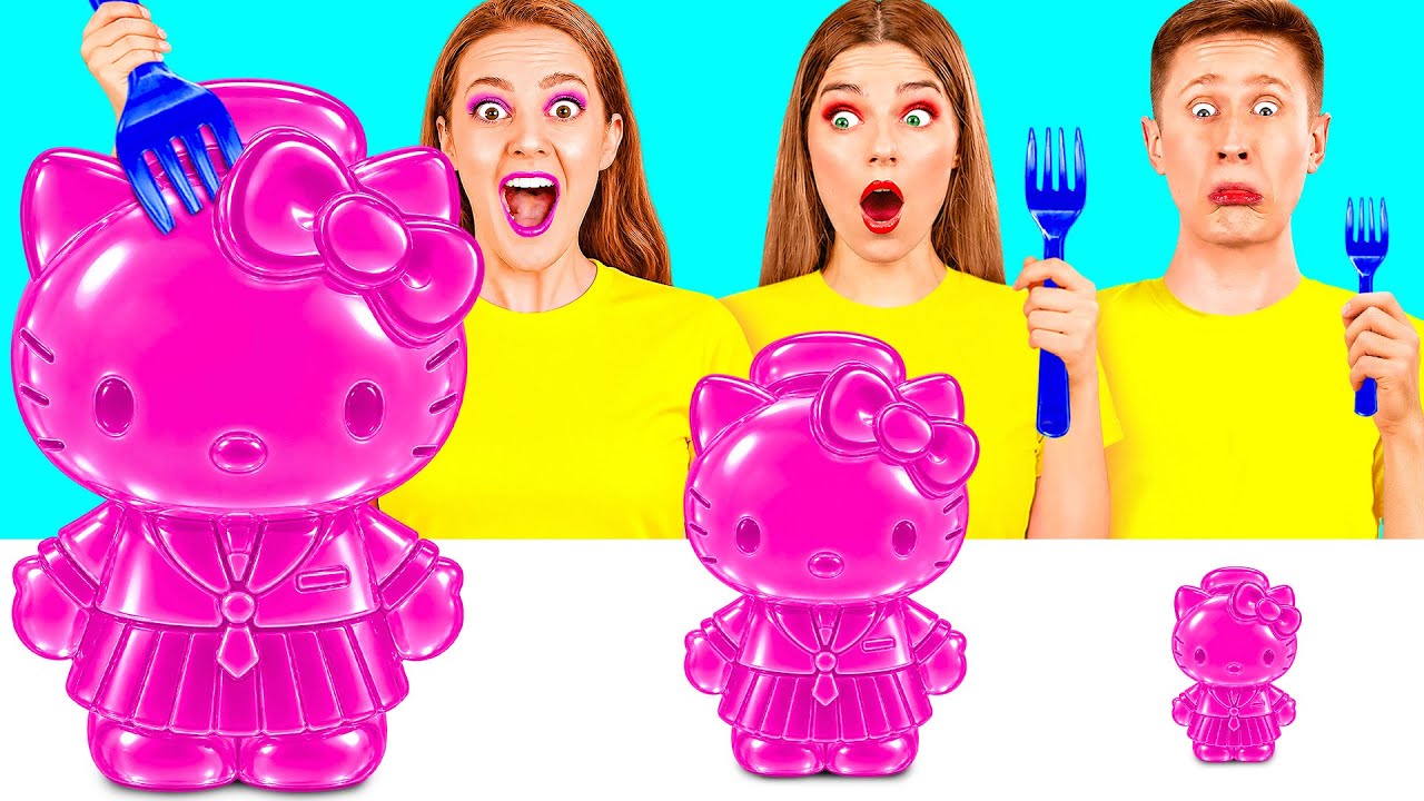 Big, Medium and Small Plate Challenge | Funny Food Tricks