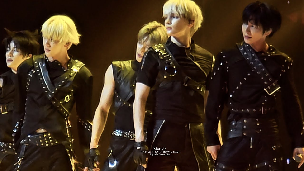 250822 TXT:TOMORROW in Seoul - Upside Down Kiss [HUENINGKAI FANCAM]