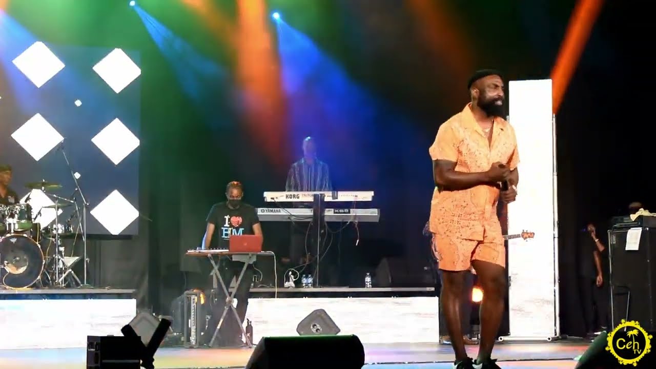 Jaiga Performing At College Boy Jesse Soca Love Story.