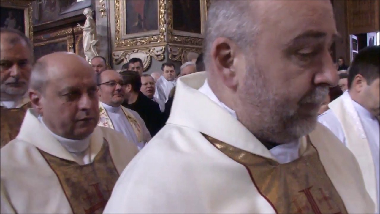 081- *  Chwała moc i dziękczynienie - Katedra Sandomierz