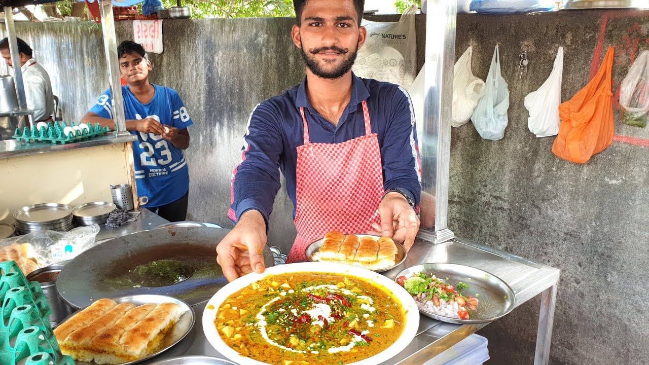 Indian Lahori Omelette Recipe || Street Food Egg Dish || Handsome Omelette Wala || Street Food India | Tasty Street Food