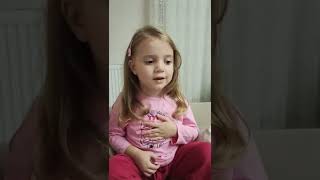 Gökçe Nehir 10 Kasım Atatürk Şiiri 3 Buçuk Yaşında Küçük Yüreğine Sığmayan Gururla, Sevgiyle...