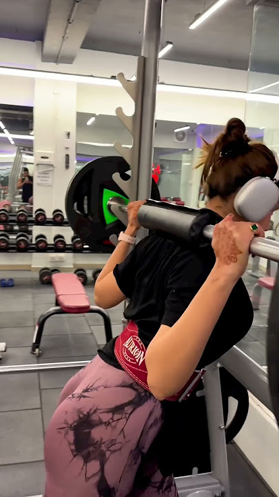 Leg squats with fit Sonia Khatri #shortsfeed #fitnessmotivation  #gymmotivation @RohitKhatriFitness