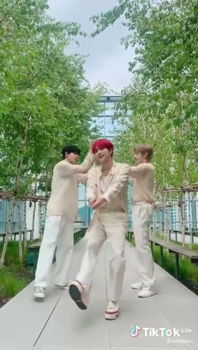 ENHYPEN dance TWF (That Feeling When) | Jungwon, Heeseung, and Sunghoon #youtubeshorts #tiktok