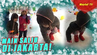 Ternyata Ada Salju di Jakarta ! |  Snowing in Jakarta | Anak-anak Kedinginan Main Salju di Jakarta