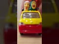 car chase🚚🚙 　#こびとづかん #toys#TOMICA