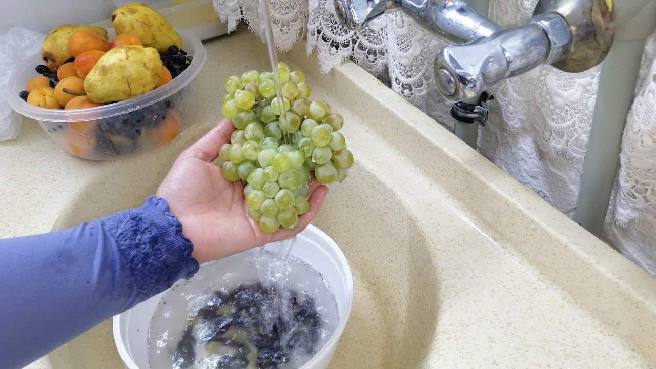 #Моя рутина: готовлю курицу 🐔, мою посуду и отвечаю на ваши вопросы о мойке на столешнице 😍😍