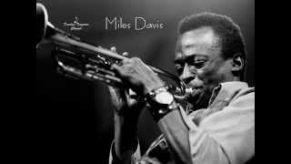 √♥ Smoke Gets In Your Eyes √ Miles Davis chords