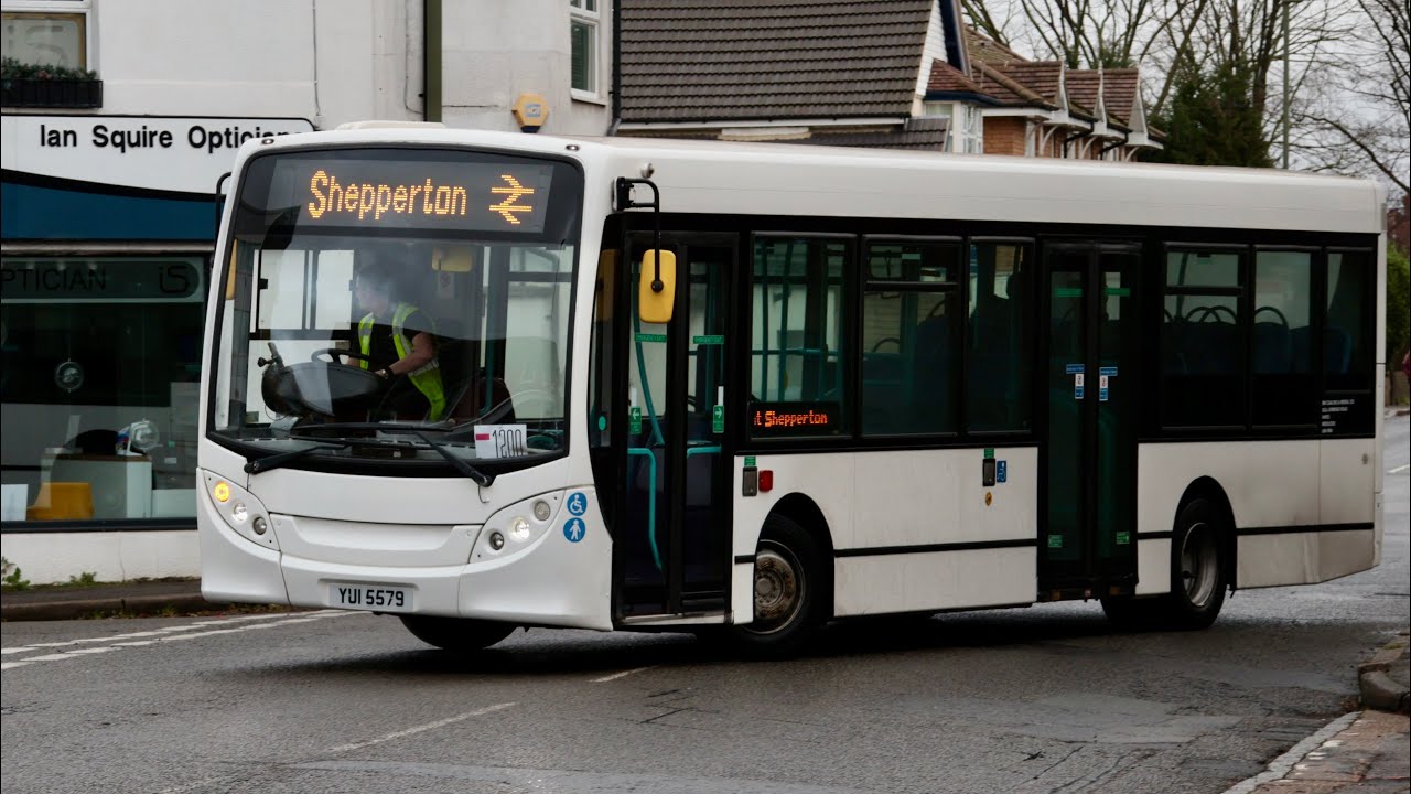 SWR Rail Replacement@DE1607/YX58DWE/YUI5579 (Shepperton - New Malden)