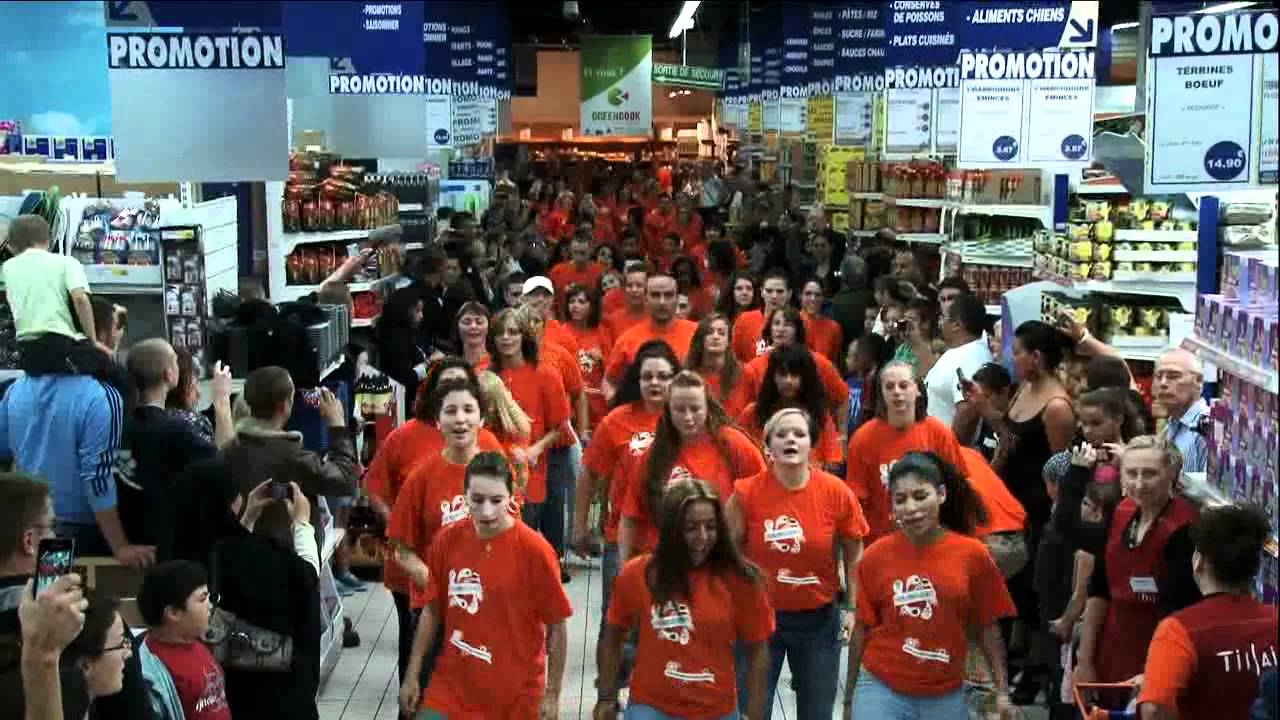 Flashmob De E Leclerc Wattrelos Youtube