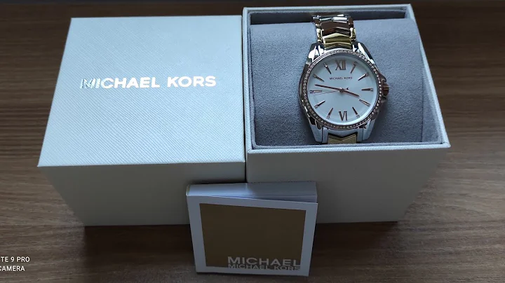 Unboxing Original Michael Kors Women's Whitney Thr...