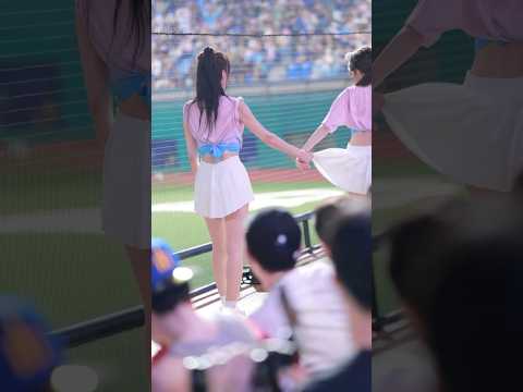 雅英跟珠珠根本在幫粉絲製造福利🫣 #20250517 #李雅英 #이아영 #李珠珢 #이주은 #fubonangels @yyyoungggggg @Jueun_0724