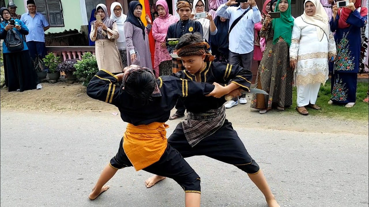 Silek Galombang penyambutan Bupati Pdg Pariaman