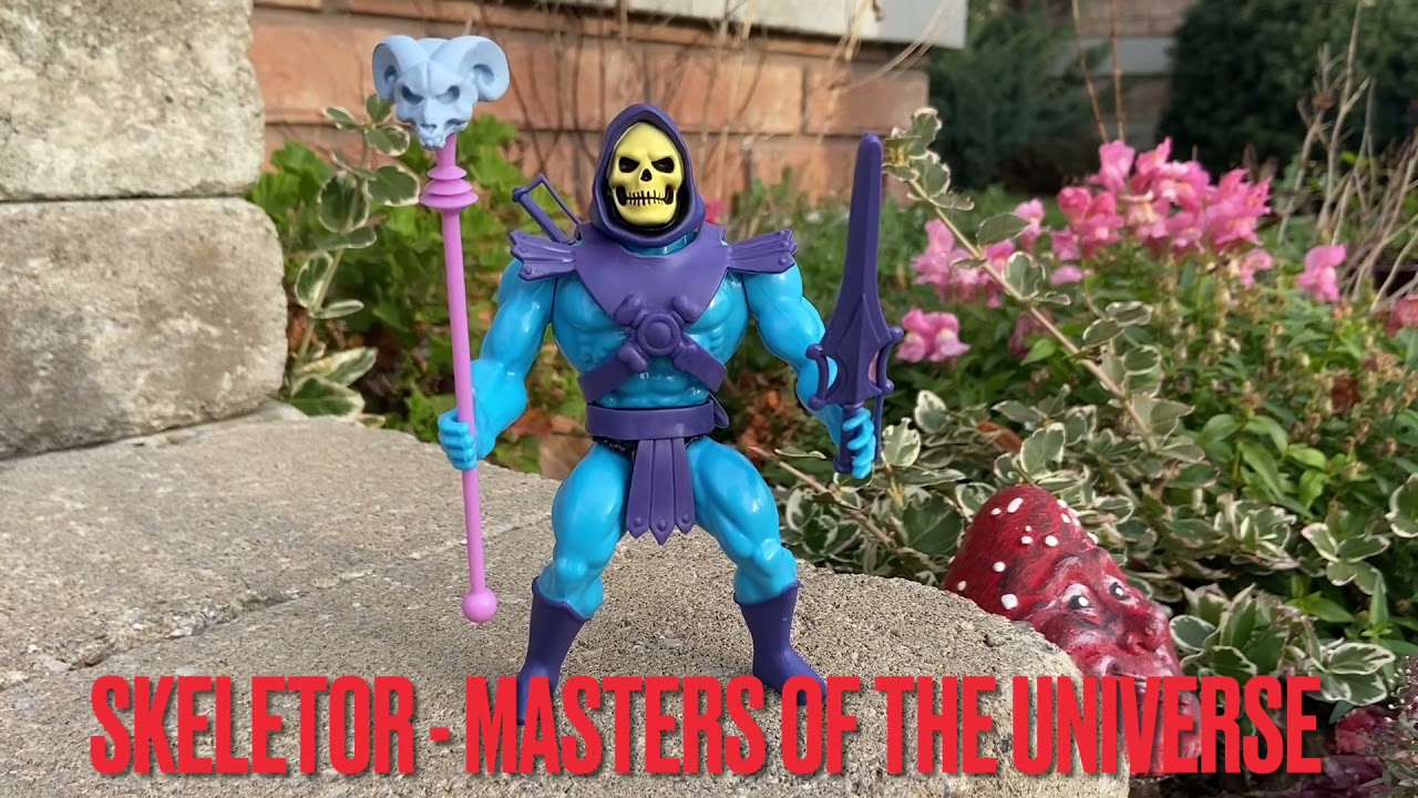 Обзор фигурки «Хи-Мен Скелетор Супер 7» из сериала «Властелины Вселенной»