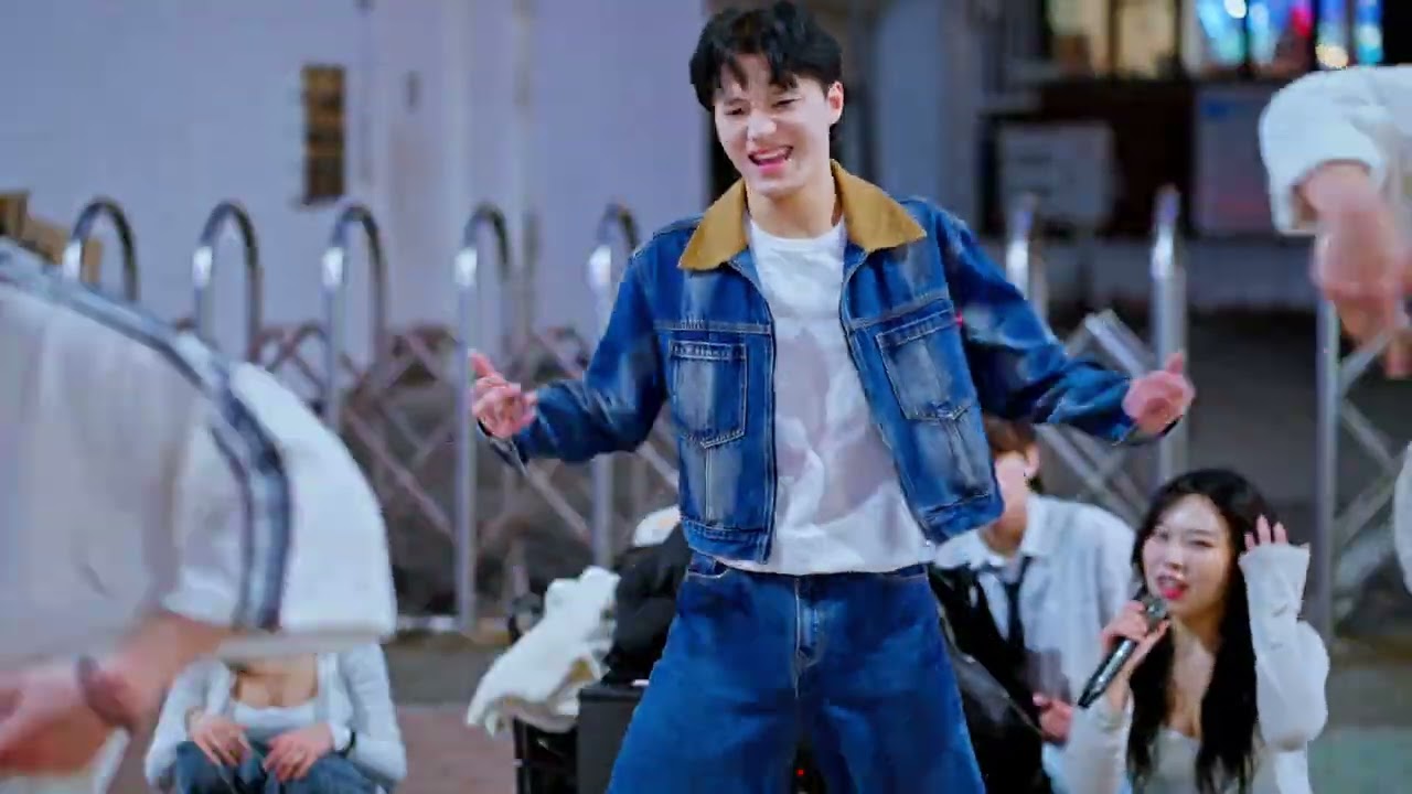 [ Under Cover ] _ 비아워 댄스크루 _ 홍대 댄스 버스킹  _ 26-02-11