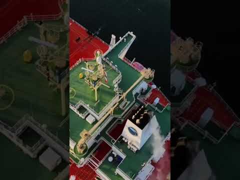 Крутая Голландия! Масланткеринг - победить Северное море! #shorts #Maeslantkering #Muiderslot