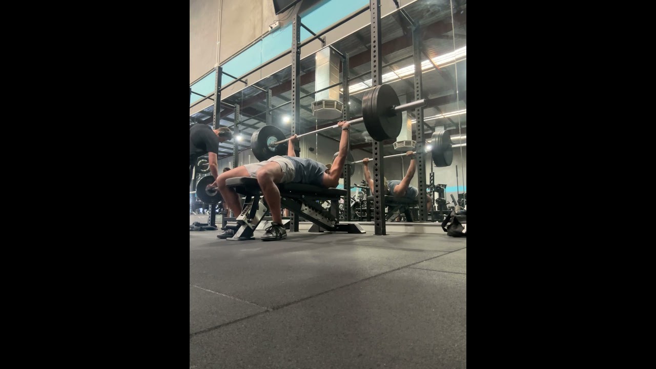 Bench press - 100kg x 2