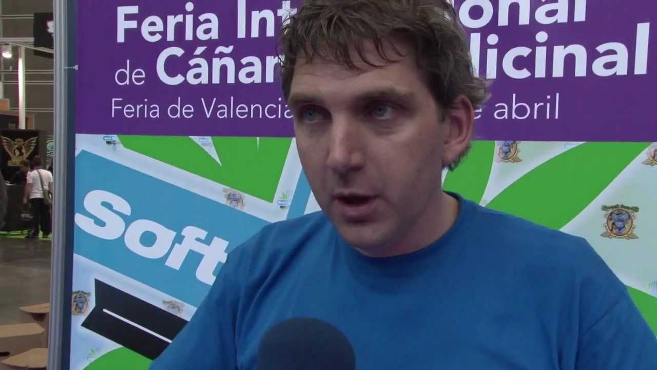 Growmed 2012 English version First medical marihuana