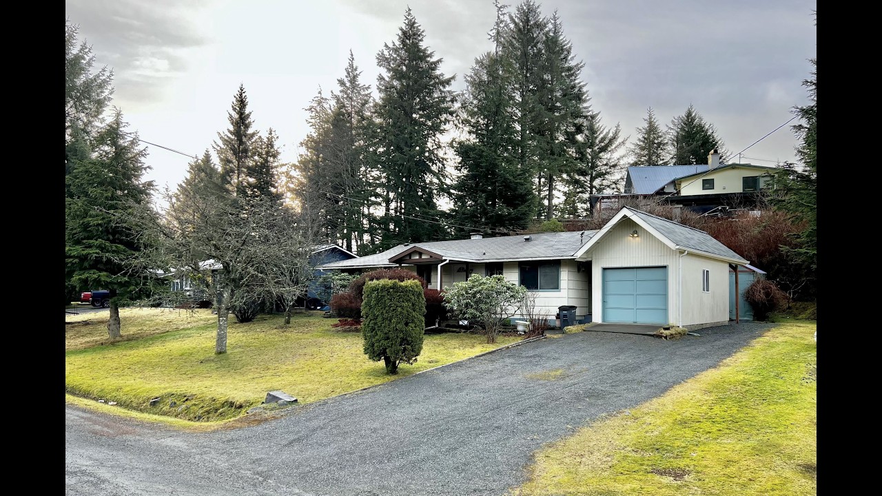 223 Lakeview Drive, Sitka, Alaska 99835