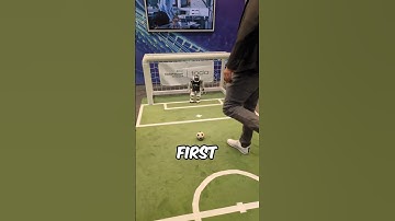 Niemand had verwacht dat de robot-keeper dit zou doen 😱