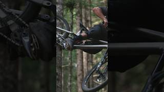 Canadian trails x Coen = a perfect match! 🤝 #mtb #raawbikes