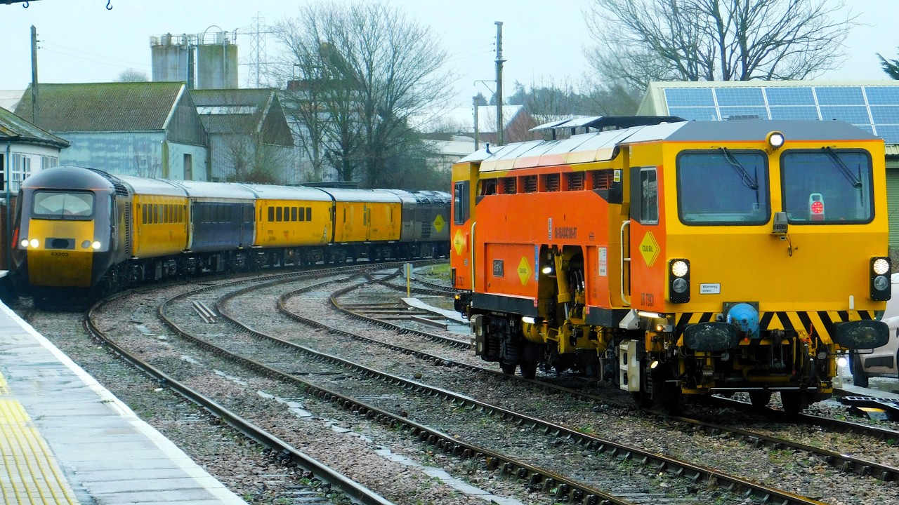 Trains at Yeovil Pen Mill - 18th February 2026