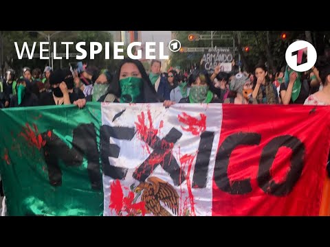 Video: Mexikos Rosafarbene Taxis Nur Für Frauen: Rosafarbener Machismo Oder Fortschreitende Veränderung? Matador-Netzwerk