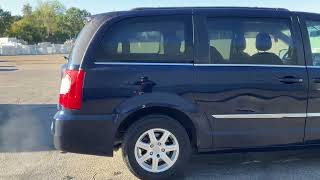 2012 Chrysler Town & Country Touring | Online Auction on Repocast.com