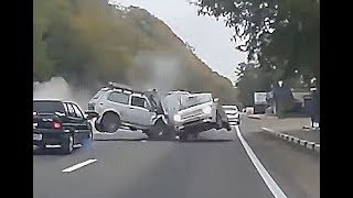 Best Car Crash DashCam Compilation Russia // USA // Europe