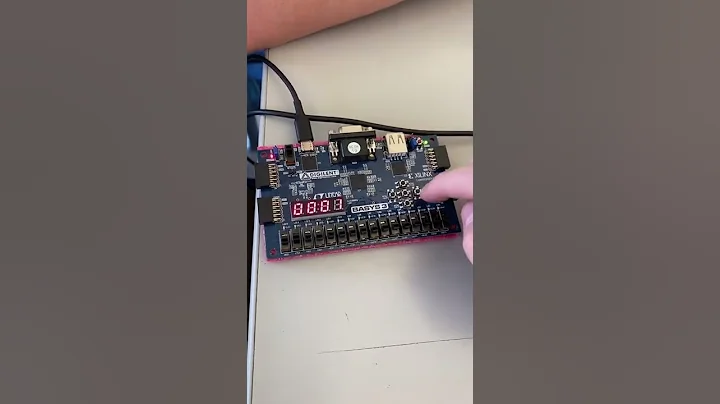 Interrupt Demo: toggle seven seg