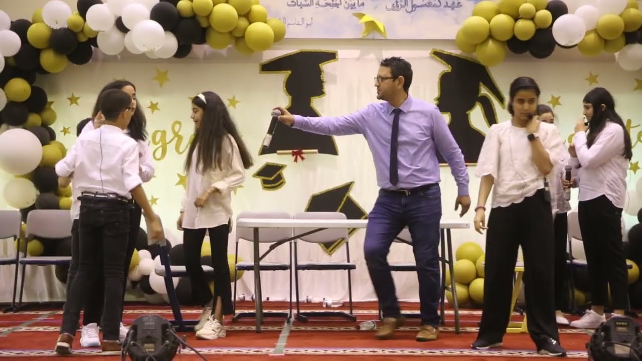 مسرحية فضل المعلم