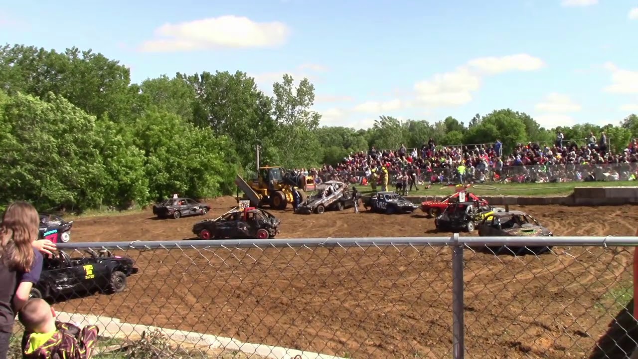 Roberts Lions Demolition Derby midsize class YouTube