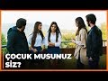 Selin ve Tuğçe, Elif'in Telefonunu Çalıyorlar - Güneşin Kızları 22. Bölüm