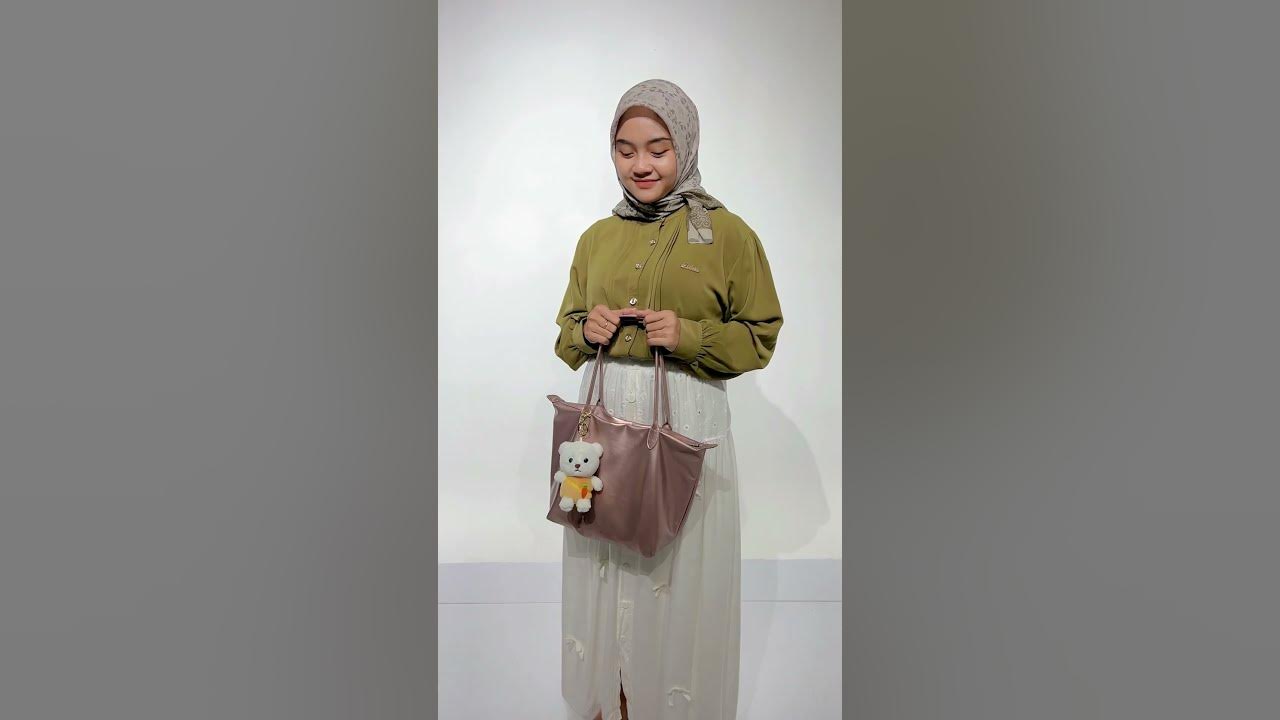 Koleksi Keychain Ria Busana