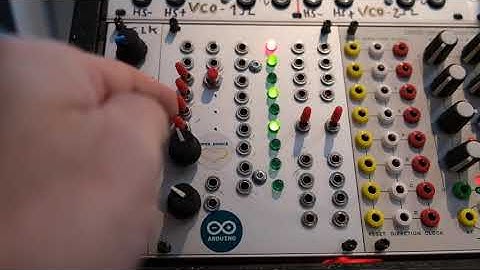 Synthesizer DIY Arduino based Clock generator / divider