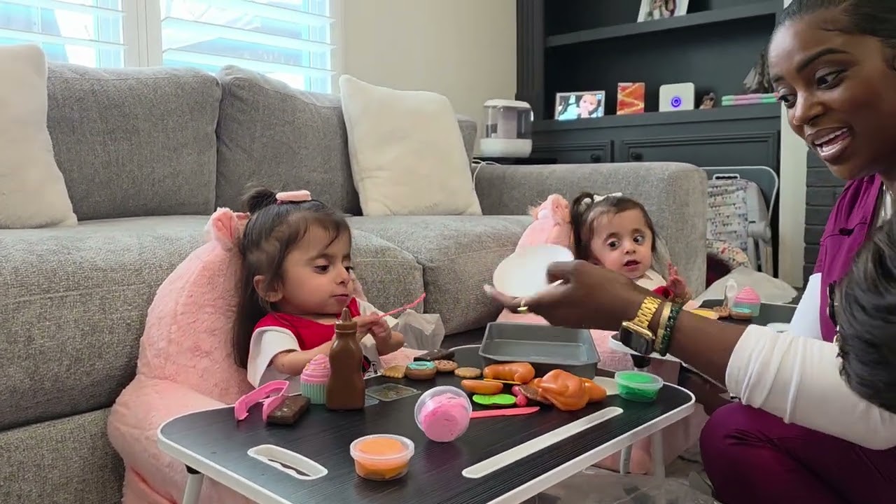 Их милые улыбки и восторг способны наполнить любую комнату! 😍❤️