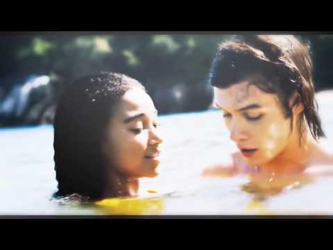 Maddy et Olly / Everything-Everything.