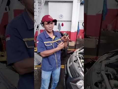 mesin brebet,saat berhenti di lampu merah.. edisi suzuki
