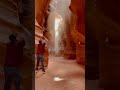 Comment voir un faisceau lumineux  lintrieur de lantelope canyon 
