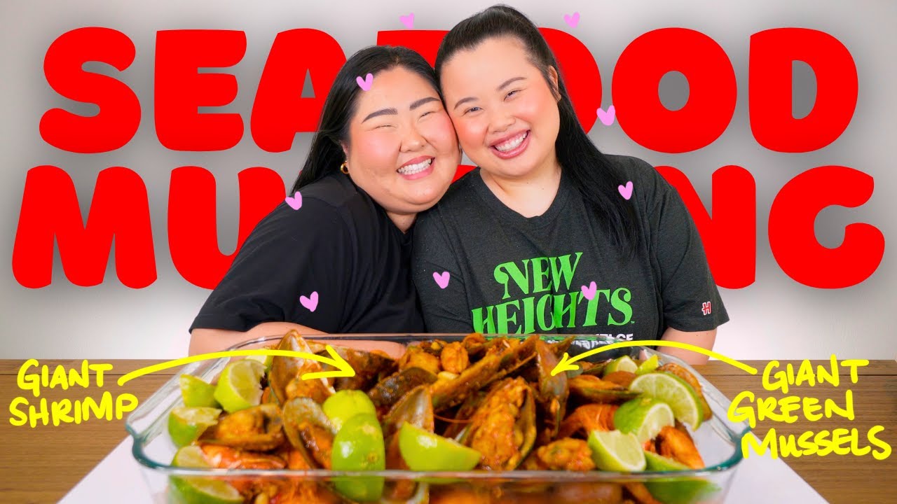 GIANT SHRIMP + GREEN MUSSELS SEAFOOD BOIL 먹방 MUKBANG EATING SHOW! | Goodbye 20s