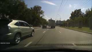 2013-07-22, г. Новосибирск, ул. Жуковского. Вильнул...