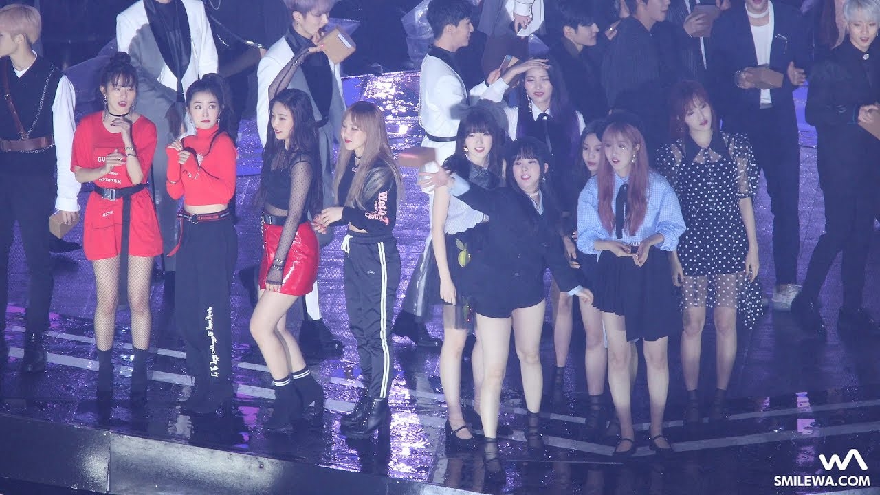180512 여자친구 (GFRIEND) & 레드벨벳 (Red Velvet) 드림콘서트 엔딩 4K 직캠 / Fancam by -wA-
