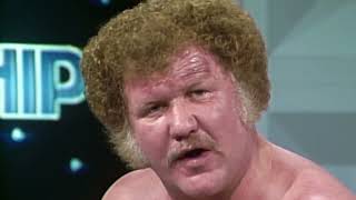 Harley Race discusses the World Title. NWA World Championship Wrestling -  JAN. 04, 1986.
