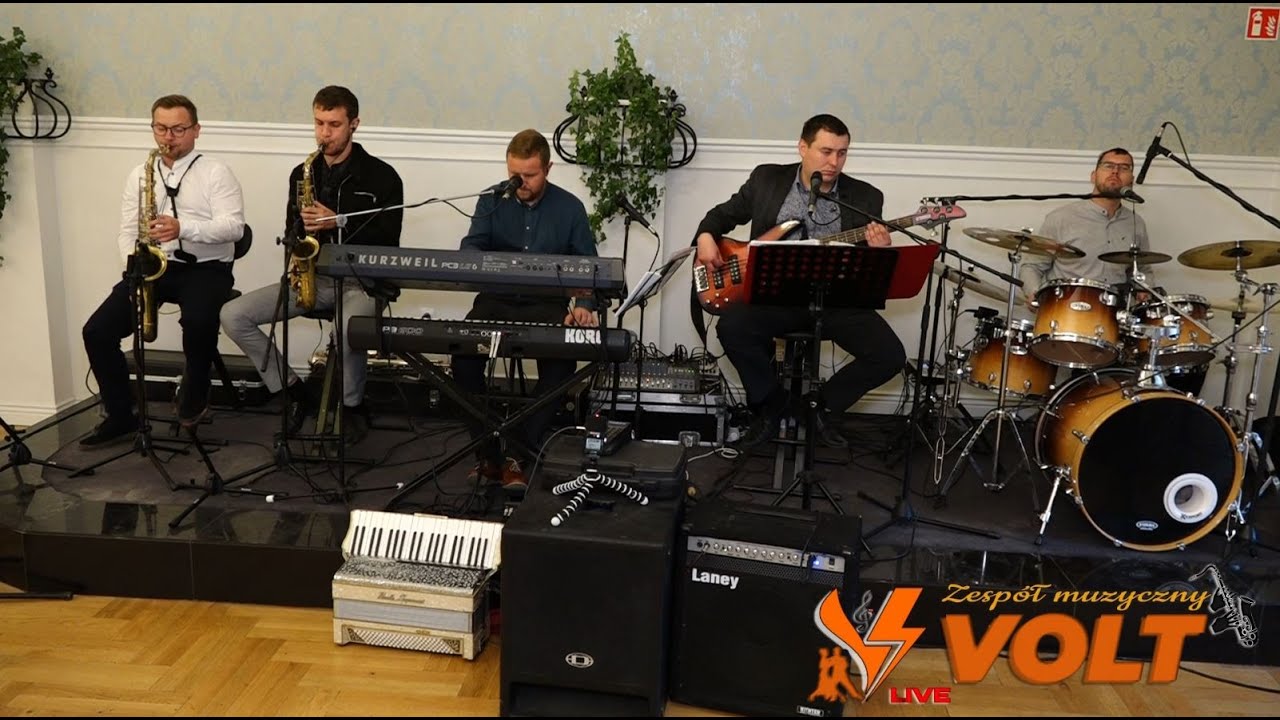 Zespół muzyczny Vollt - coś na rureczkach... ;)  - poprawiny 9.10.2022r.