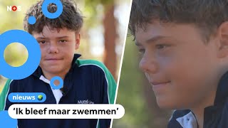 Jongen van 13 zwemt urenlang in zee om familie te redden