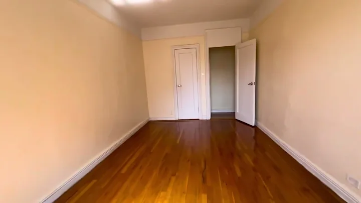 4th floor - 3BR 193rd st 