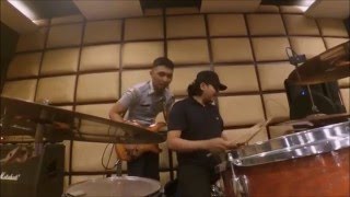 Video thumbnail of "Eka Daniel - Tinggikan Diri-Mu"