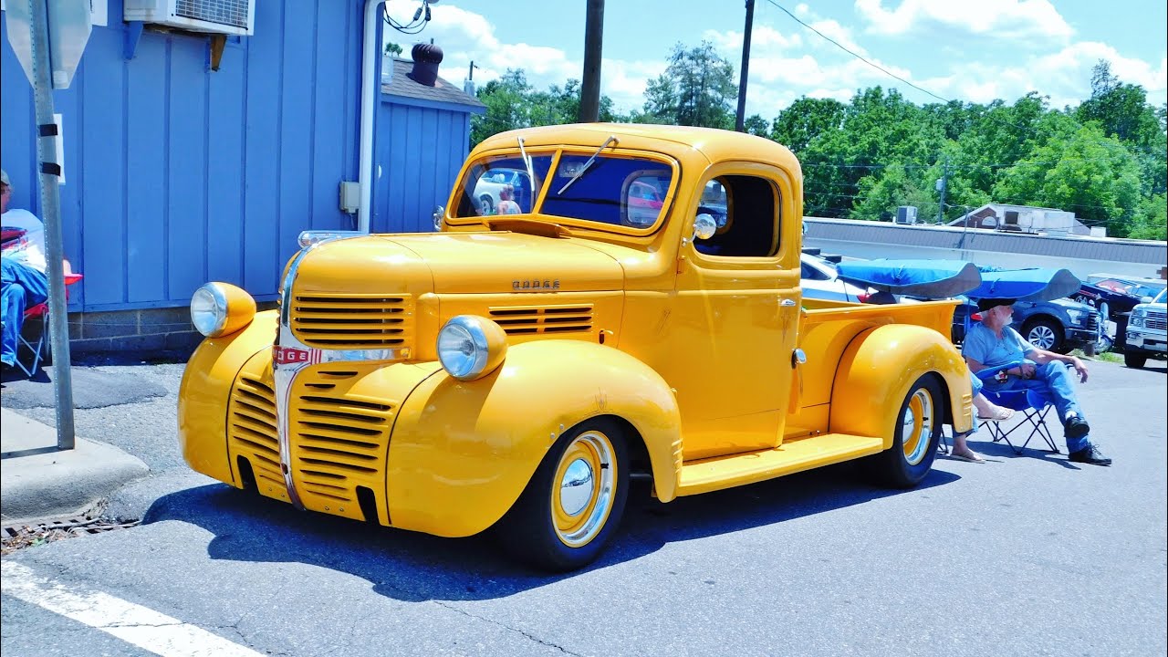 Pilot Mountain, NC cruise in June 4, 2022 Larry Helms Band YouTube