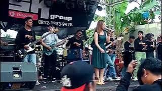 Icha Cosma - Garis Merah (SK Group)